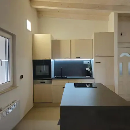 Dalani House 로비니